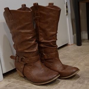 Ladies Boots